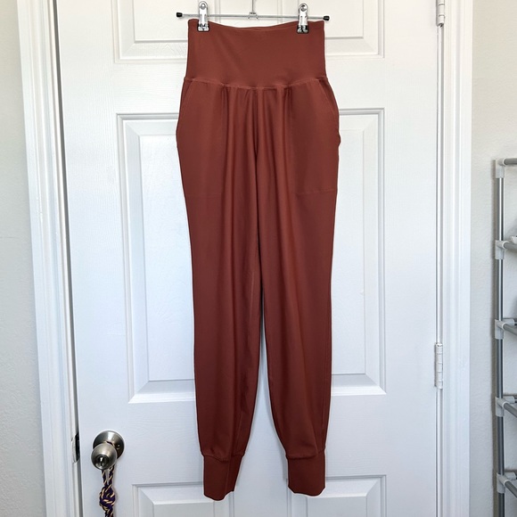 \Old Navy Active\ UT Orange Joggers - Picture 1 of 13